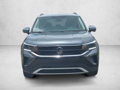 2024 Volkswagen Taos SE FWD