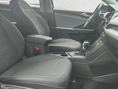 2024 Volkswagen Taos SE FWD