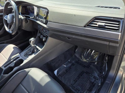 2023 Volkswagen Jetta SE Auto