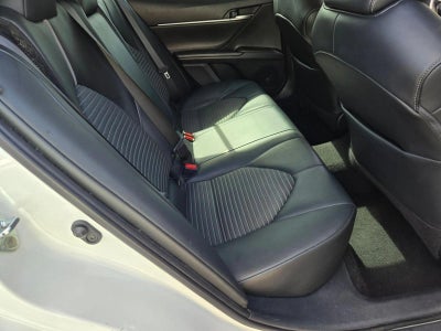 2021 Toyota Camry SE Auto (SE)