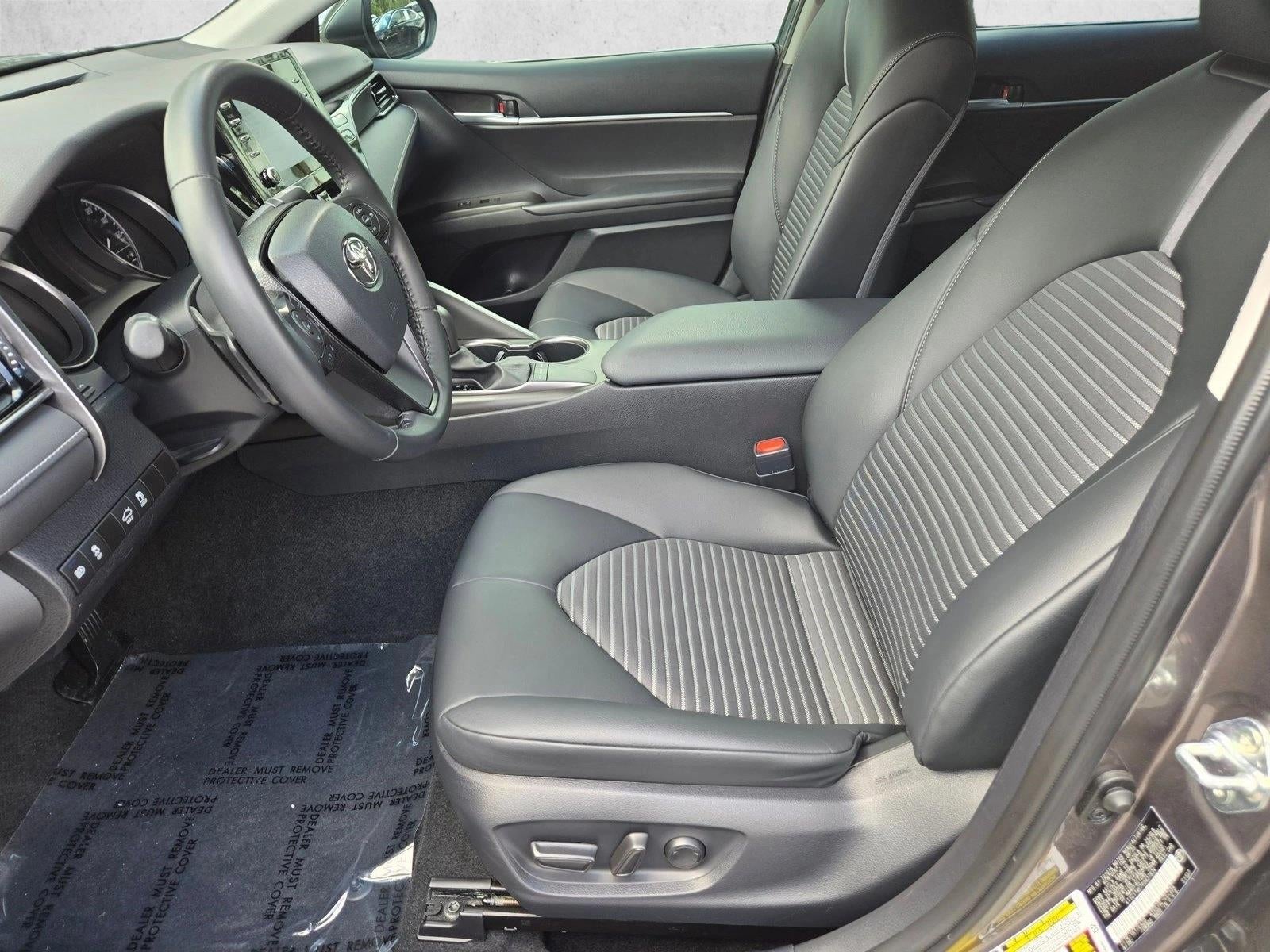 2023 Toyota Camry SE Auto (SE)