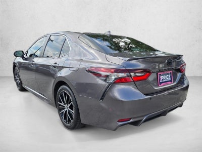 2023 Toyota Camry SE Auto (SE)