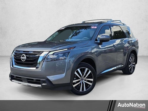2025 Nissan Pathfinder Platinum 2WD