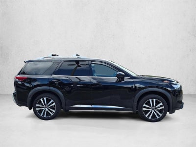 2025 Nissan Pathfinder Platinum 2WD