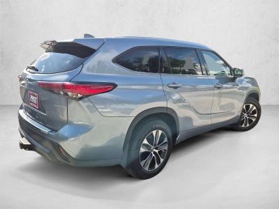 2020 Toyota Highlander XLE AWD (Natl)