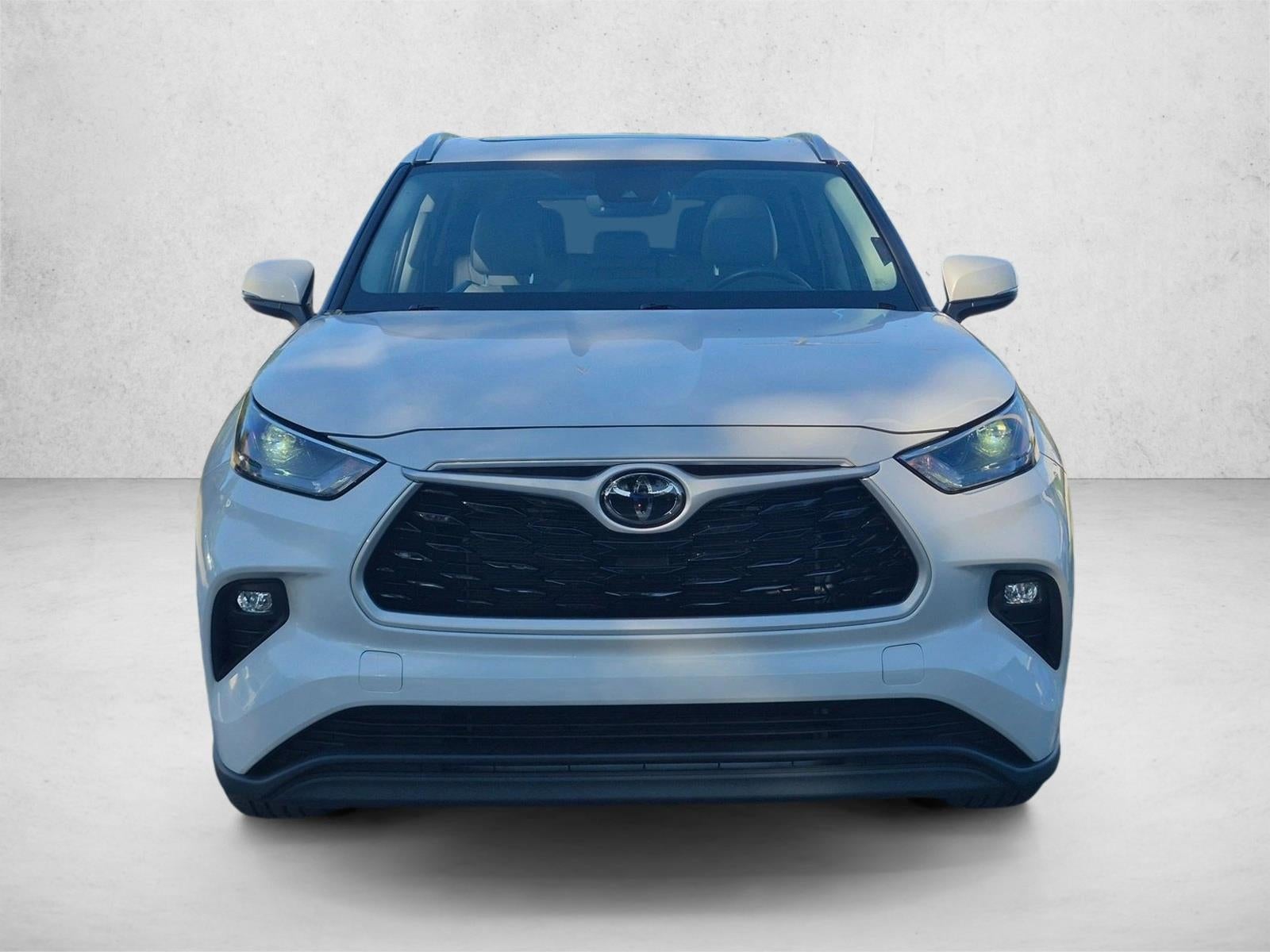 2023 Toyota Highlander XLE FWD (Natl)