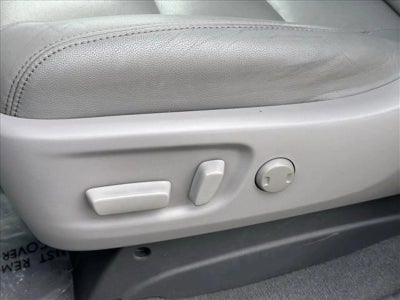 2020 Toyota Sienna XLE FWD 8-Passenger (Natl)