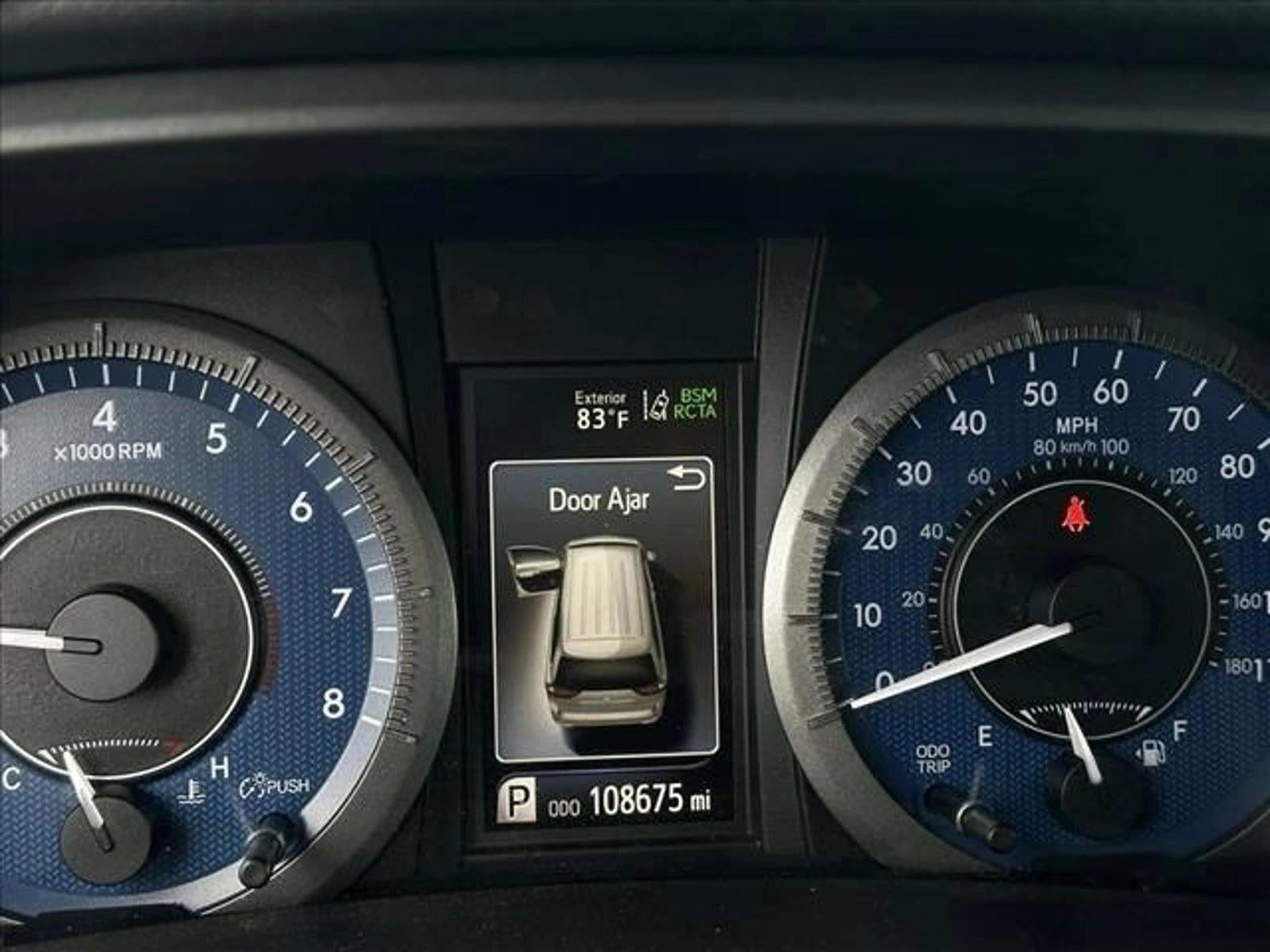 2020 Toyota Sienna XLE FWD 8-Passenger (Natl)