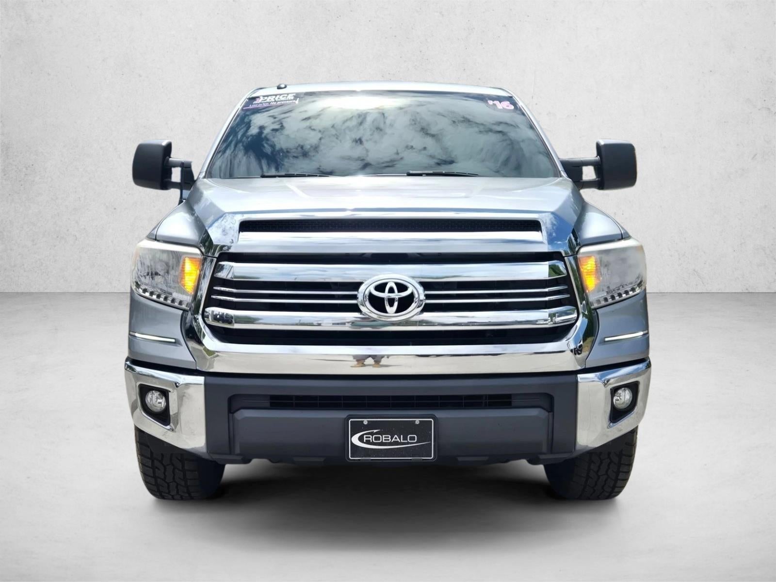 2016 Toyota Tundra 2WD Truck 2WD CrewMax Short Bed 5.7L FFV SR5 (SE)