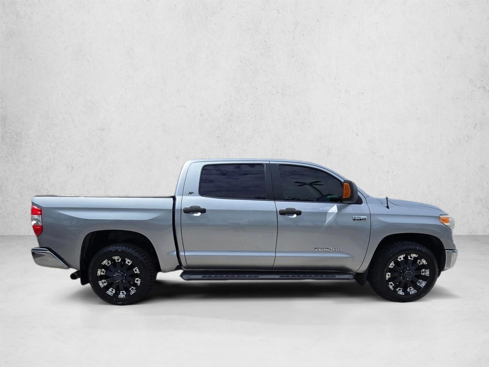 2016 Toyota Tundra 2WD Truck 2WD CrewMax Short Bed 5.7L FFV SR5 (SE)
