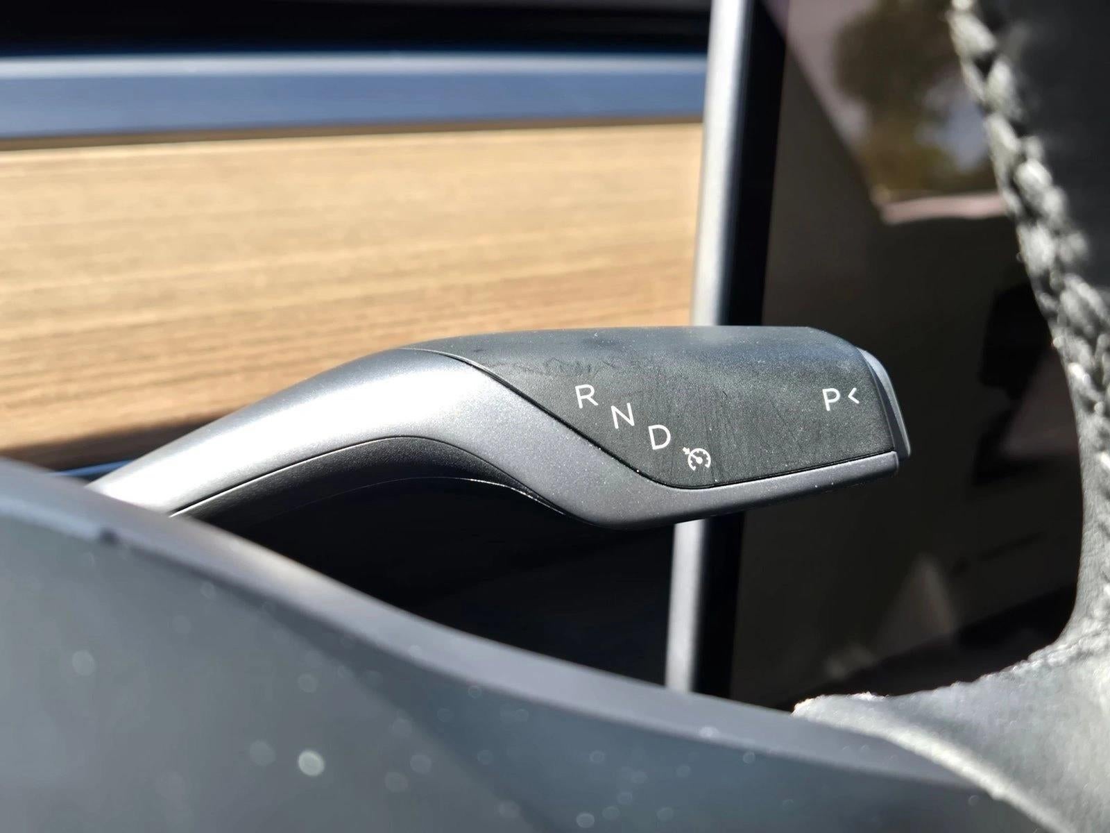 2023 Tesla Model Y Performance AWD