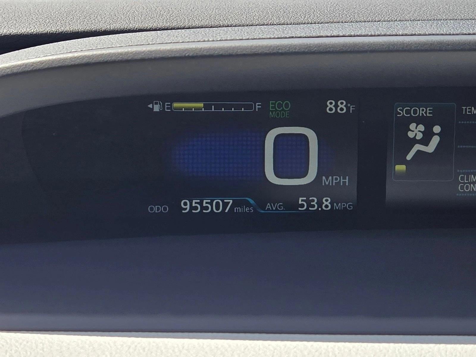 2017 Toyota Prius Three (GS)