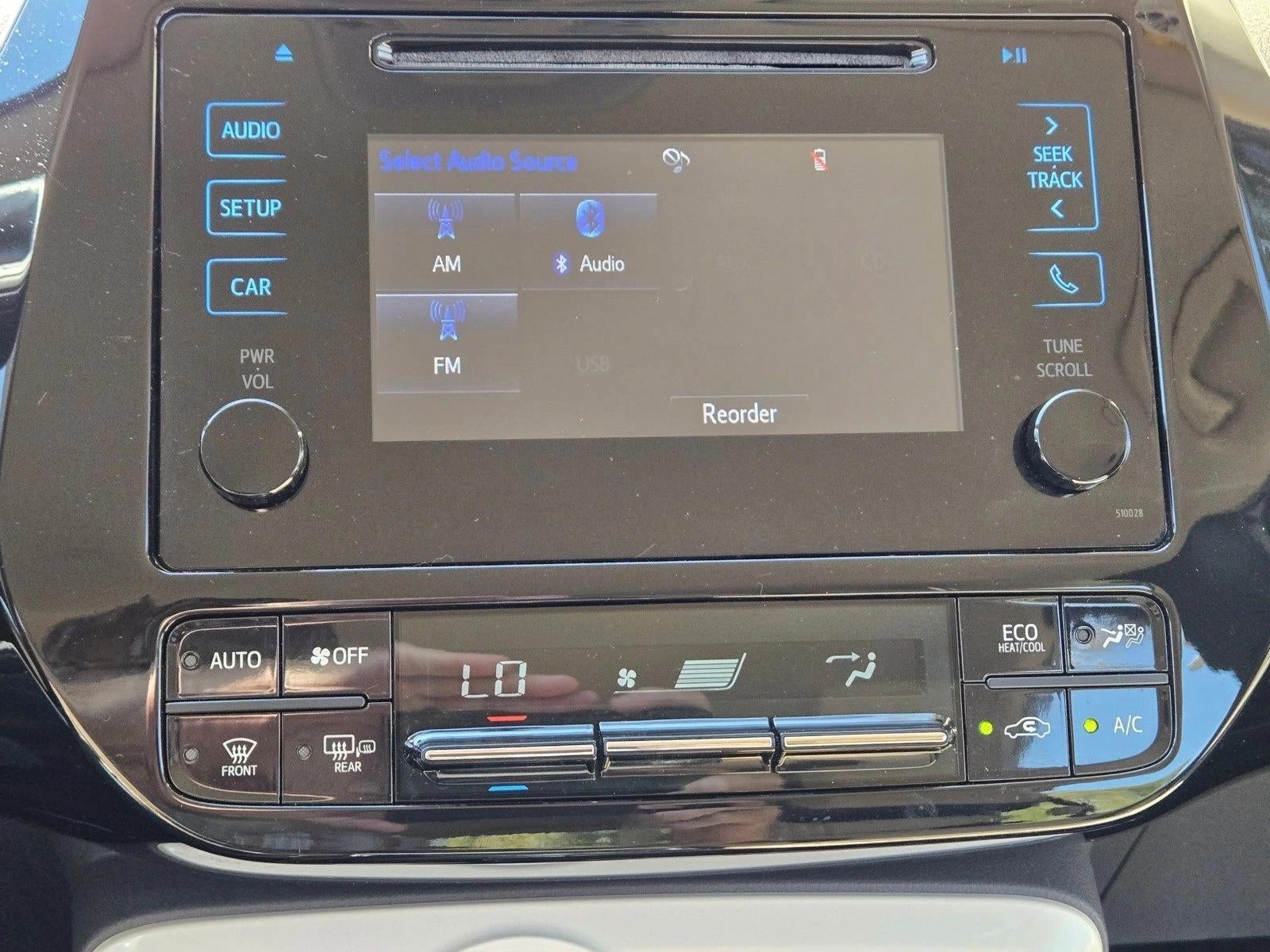 2016 Toyota Prius 5dr HB Two (SE)