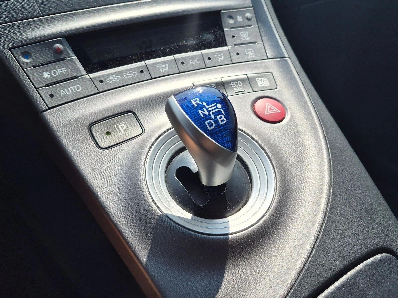 2015 Toyota Prius 5dr HB Two (SE)