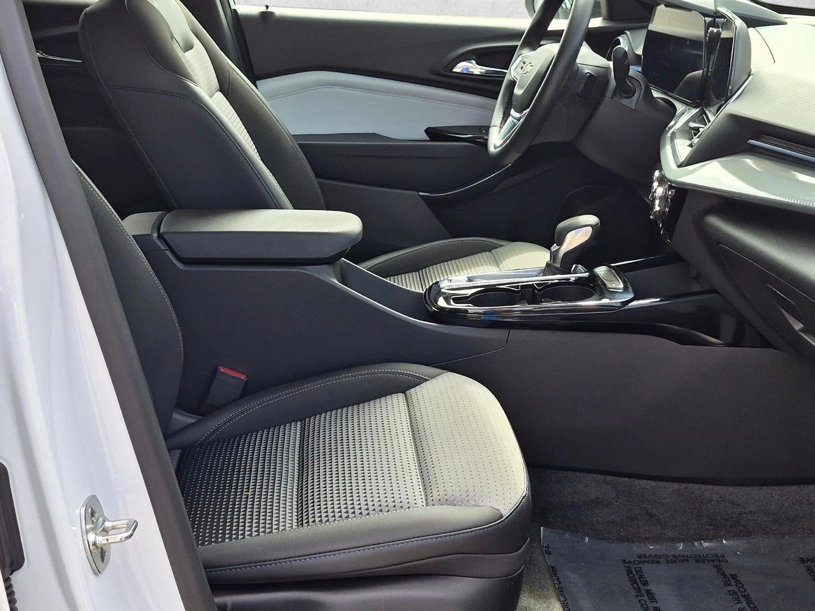 2024 Chevrolet Trax FWD 4dr LT