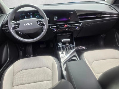 2025 Kia Niro SX FWD