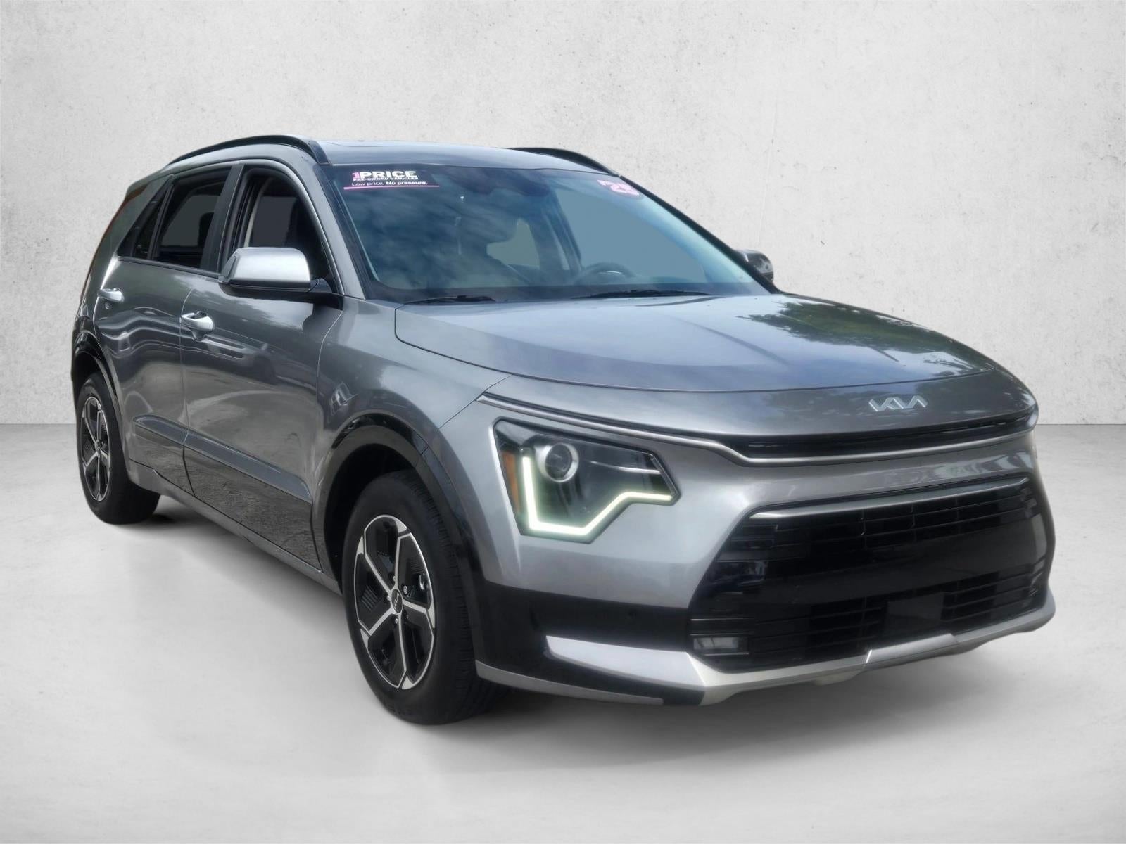2025 Kia Niro SX FWD