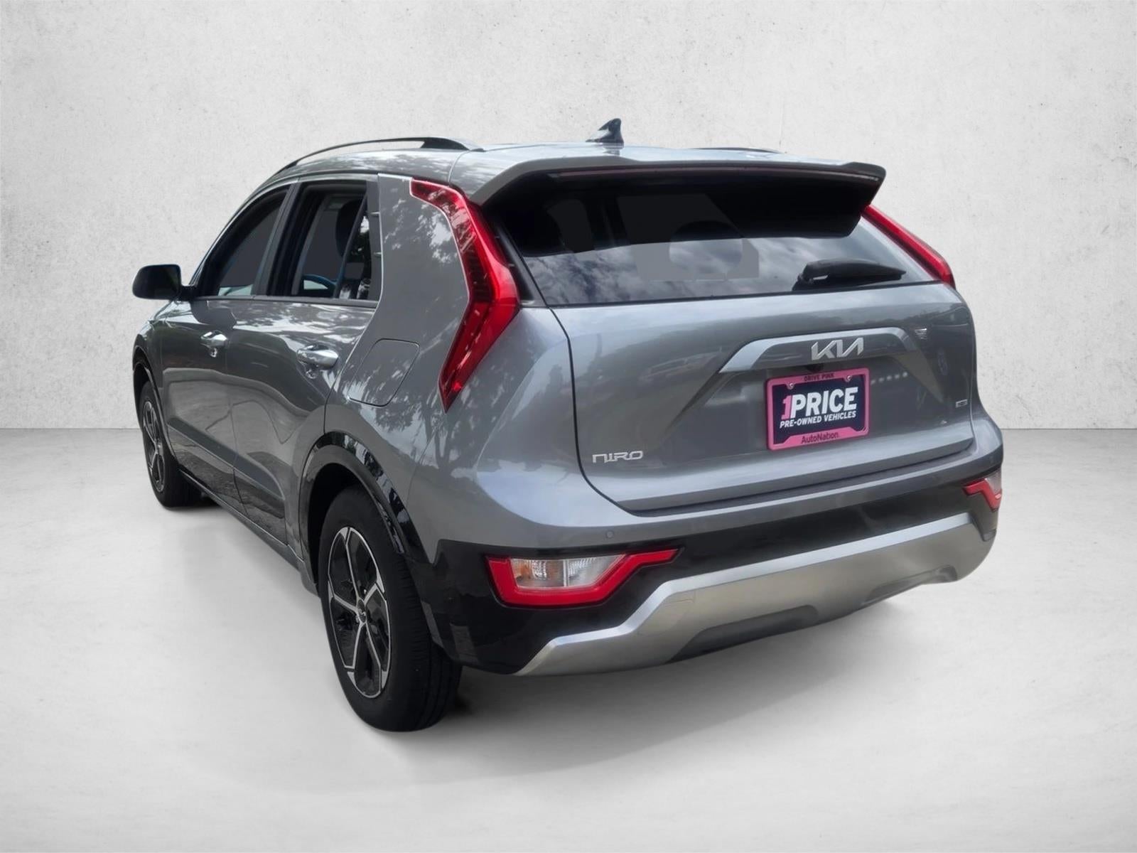 2025 Kia Niro SX FWD