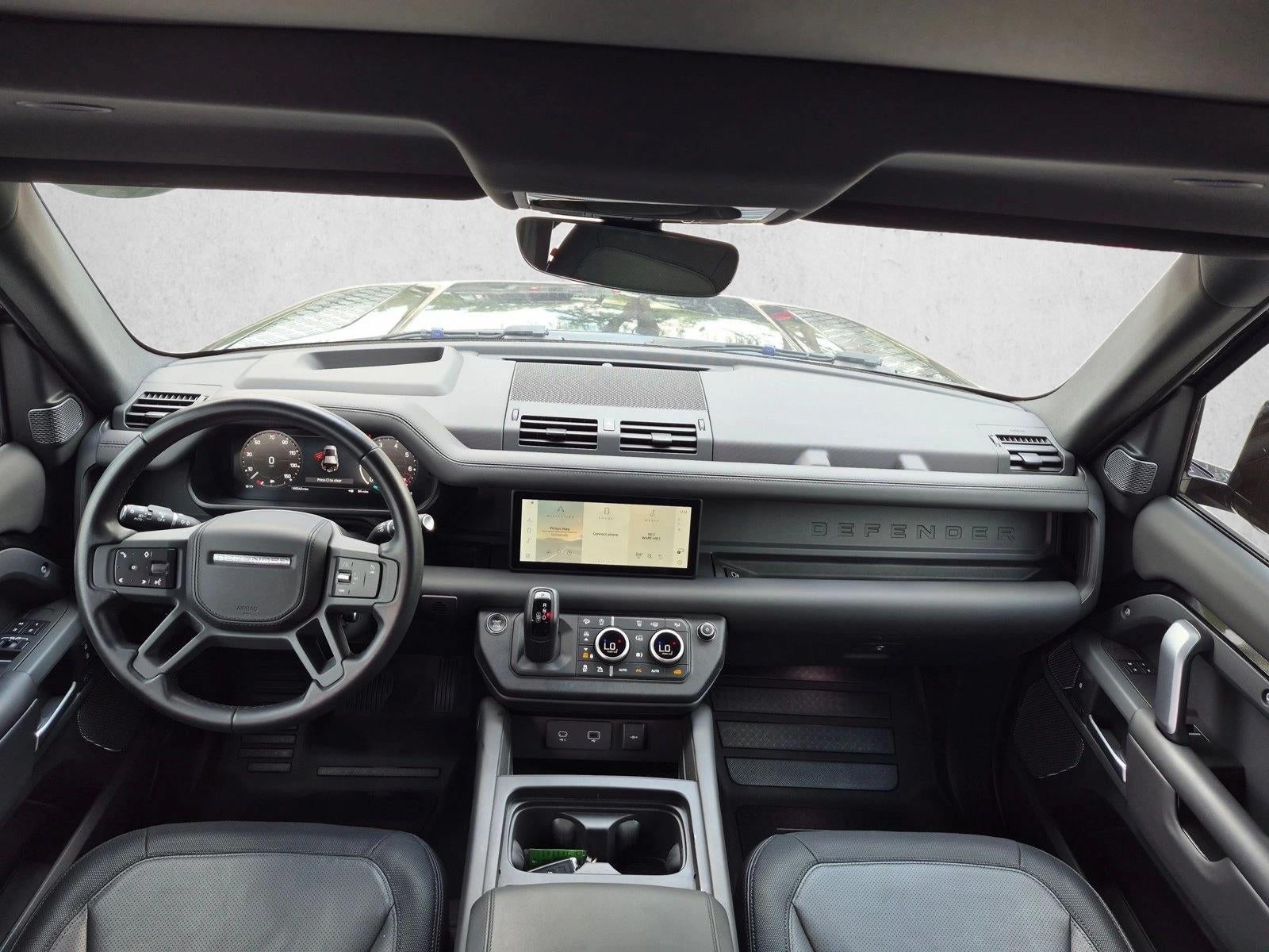 2023 Land Rover Defender 110 X-Dynamic SE AWD