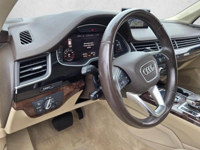 2019 Audi Q7 Premium Plus 55 TFSI quattro