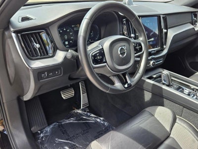 2020 Volvo XC60 T8 eAWD Plug-In Hybrid Polestar