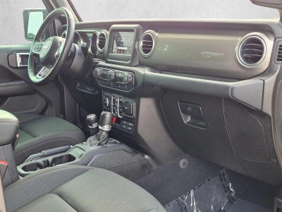 2018 Jeep Wrangler Unlimited Sahara 4x4