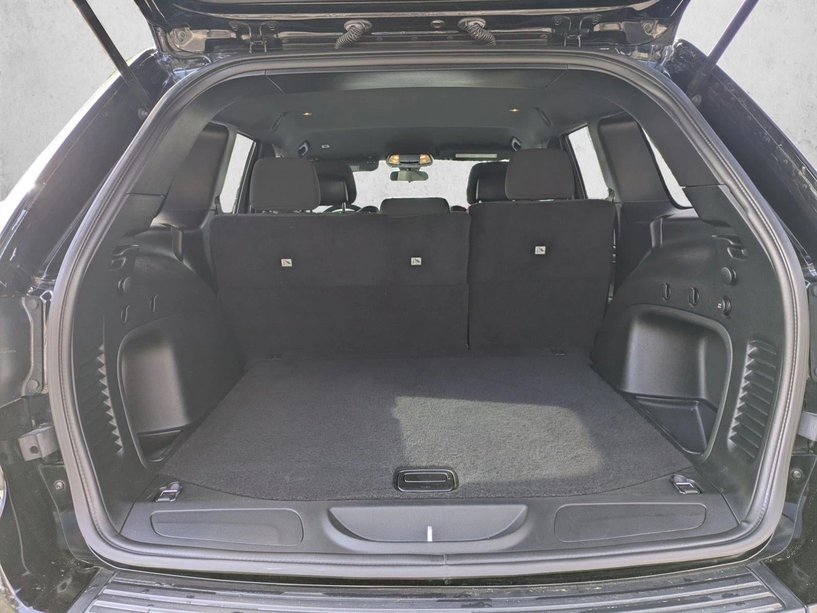 2021 Jeep Grand Cherokee Laredo E 4x2