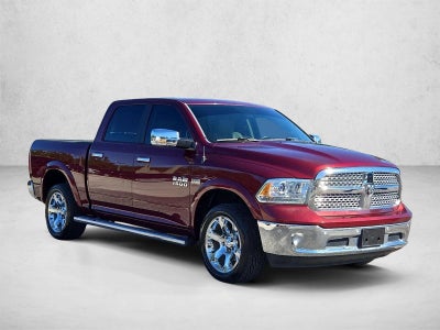 2016 RAM 1500 4WD Crew Cab 5.7 Ft Box Laramie