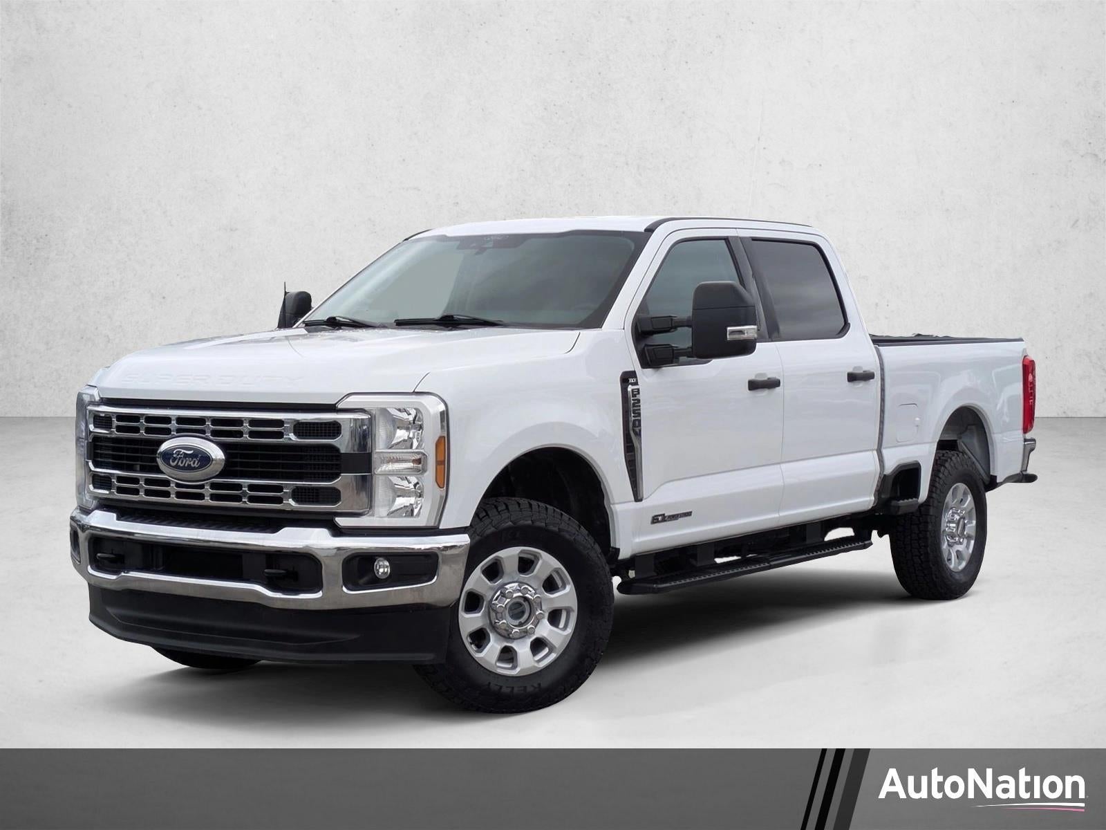 2024 Ford Super Duty F-250 SRW XLT 4WD Crew Cab 6.75' Box
