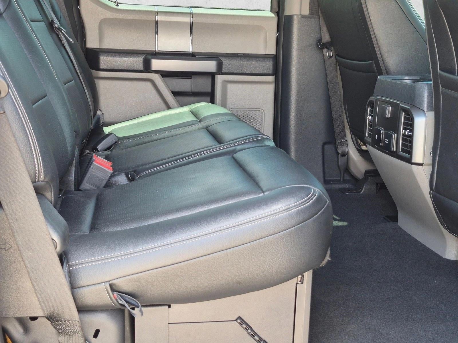 2022 Ford Super Duty F-450 DRW XLT 4WD Crew Cab 8' Box