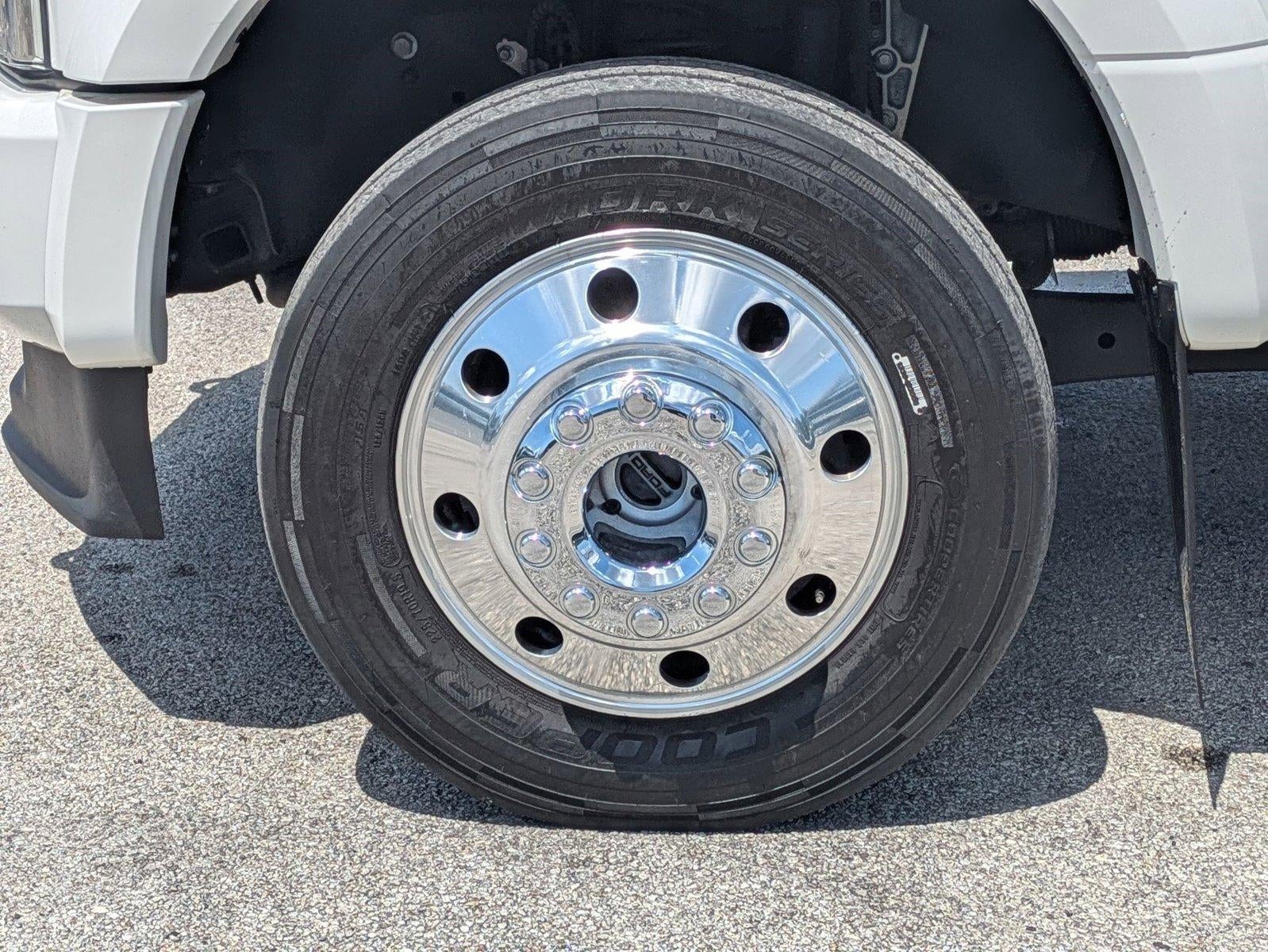 2020 Ford Super Duty F-450 DRW Limited 4WD Crew Cab 8' Box