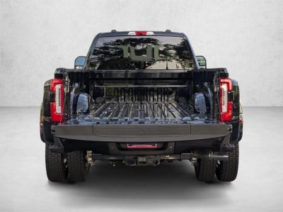 2026 Ford Super Duty F-450 DRW Platinum 4WD Crew Cab 8' Box