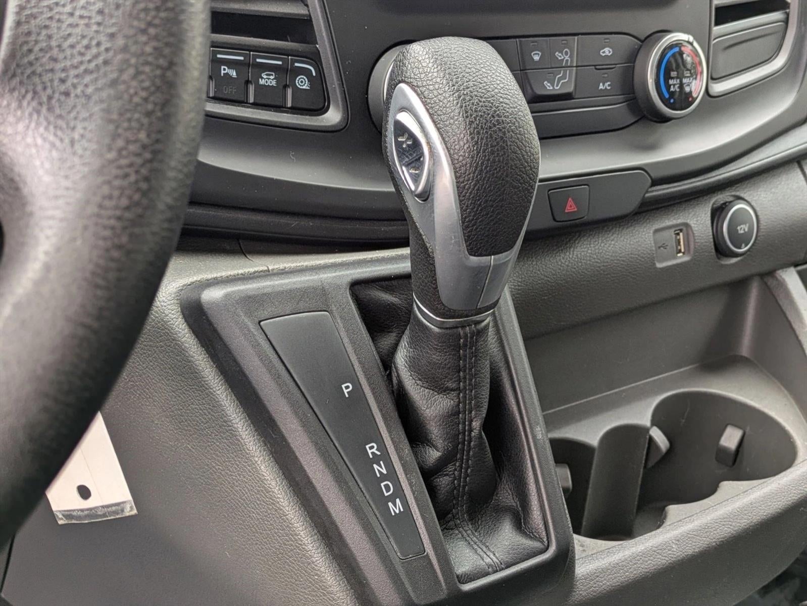 2023 Ford Transit Cargo Van T-250 130" Med Rf 9070 GVWR RWD