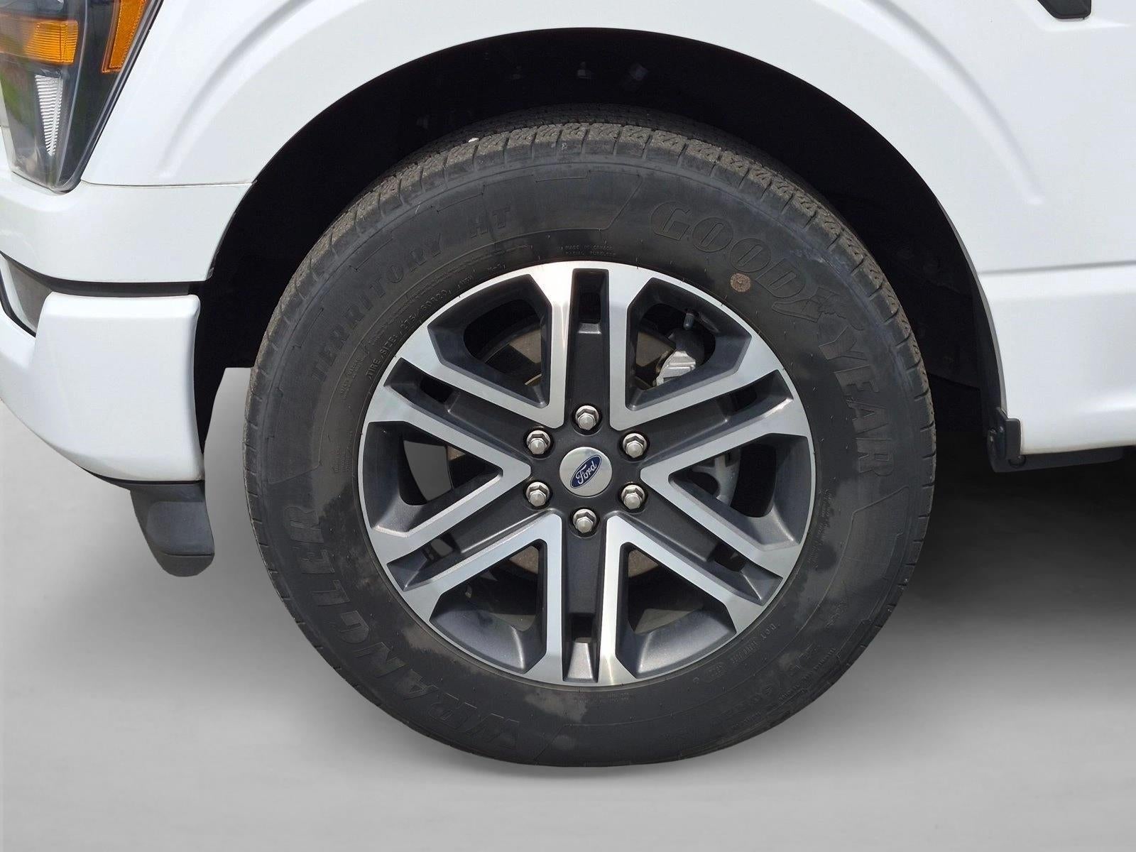 2023 Ford F-150 XL 2WD SuperCrew 5.5' Box