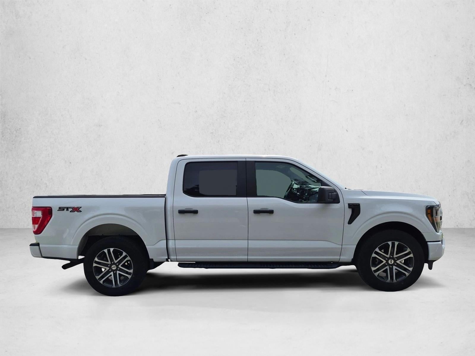 2023 Ford F-150 XL 2WD SuperCrew 5.5' Box