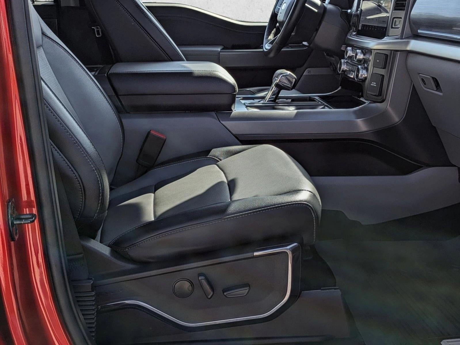 2023 Ford F-150 LARIAT 4WD SuperCrew 5.5' Box