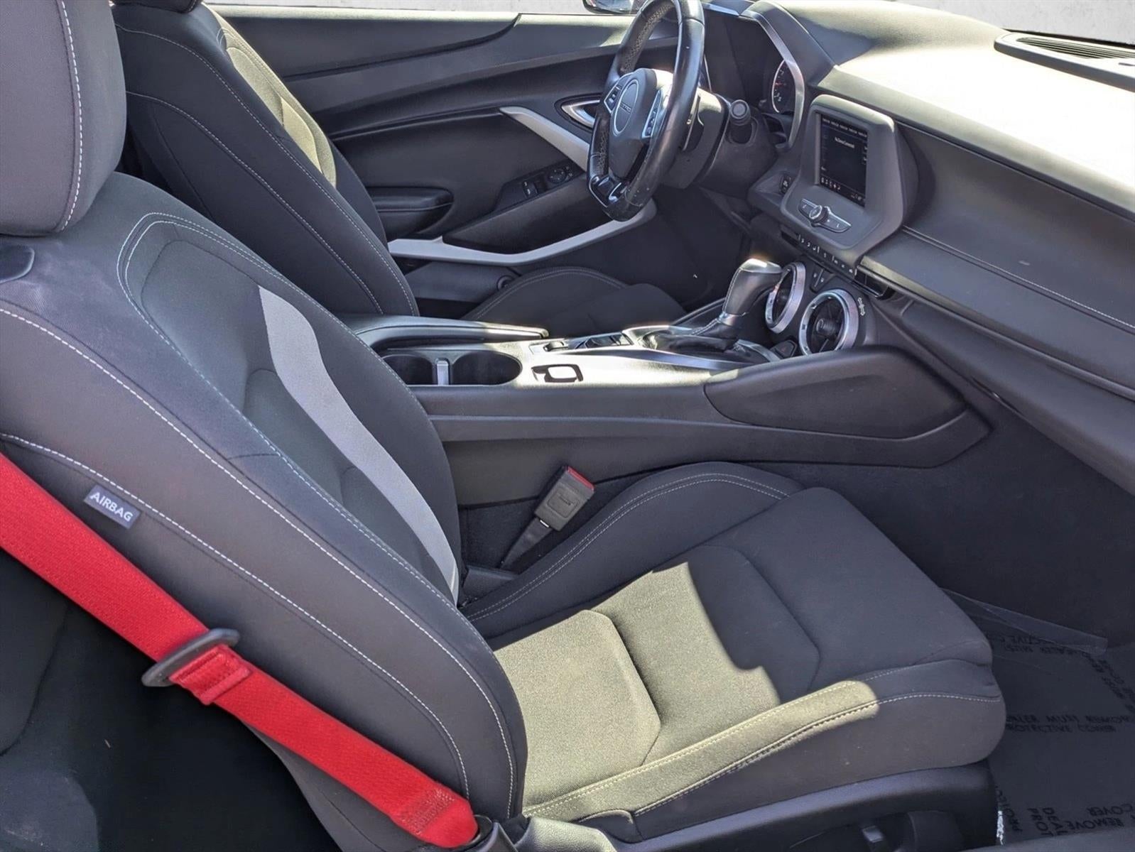 2023 Chevrolet Camaro 2dr Coupe 1LS