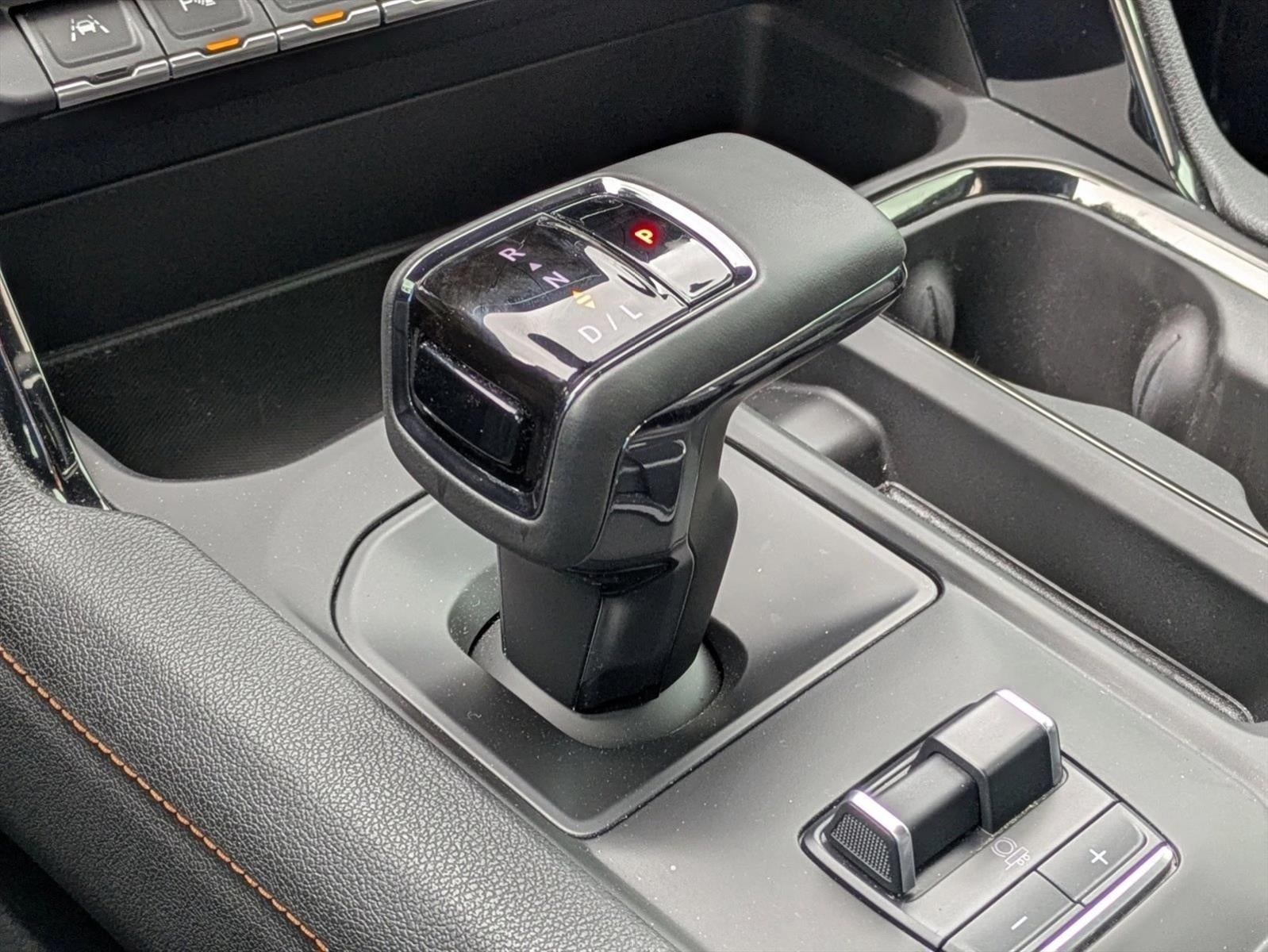 2023 GMC Sierra 1500 Crew Cab Short Box 4-Wheel Drive AT4