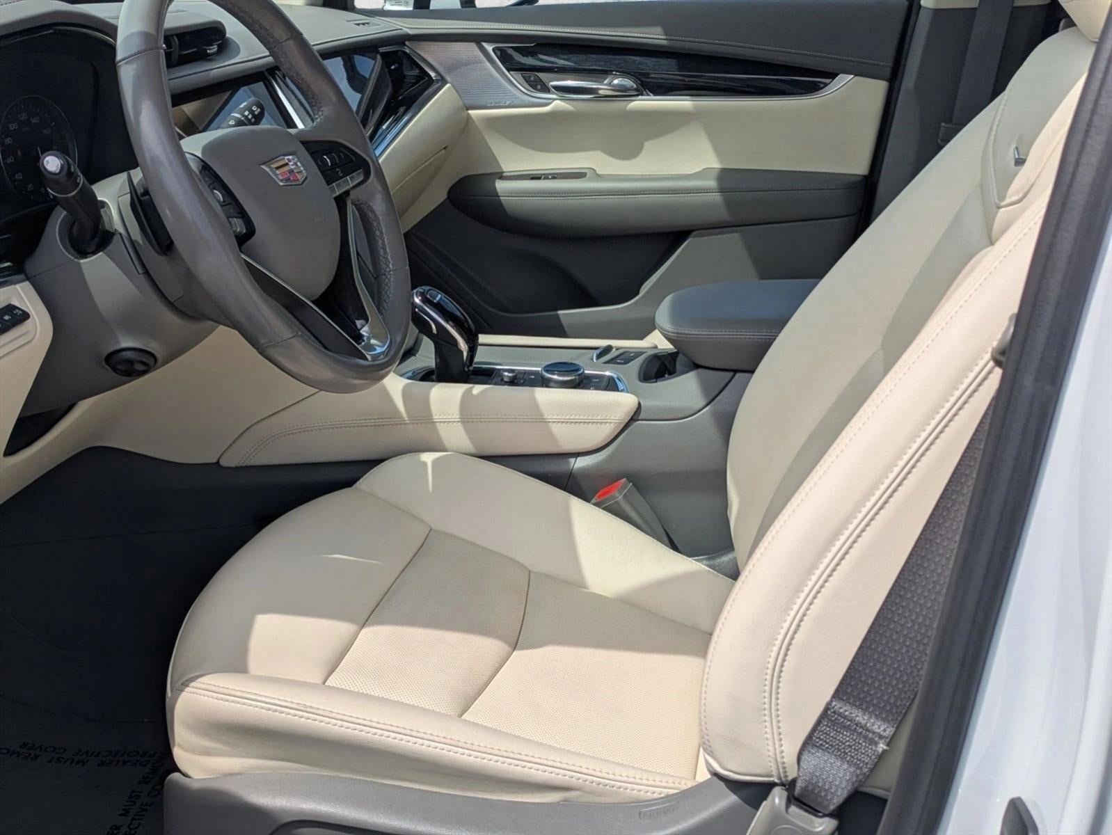 2024 Cadillac XT6 FWD 4dr Premium Luxury