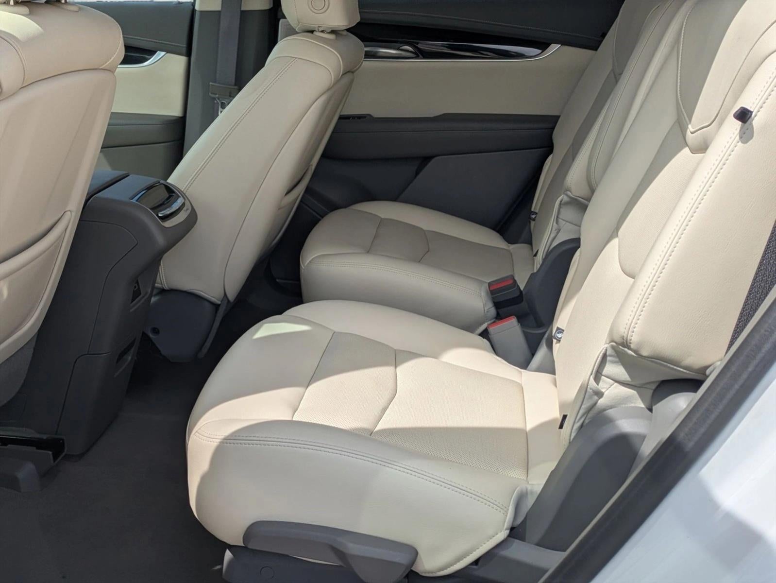 2024 Cadillac XT6 FWD 4dr Premium Luxury