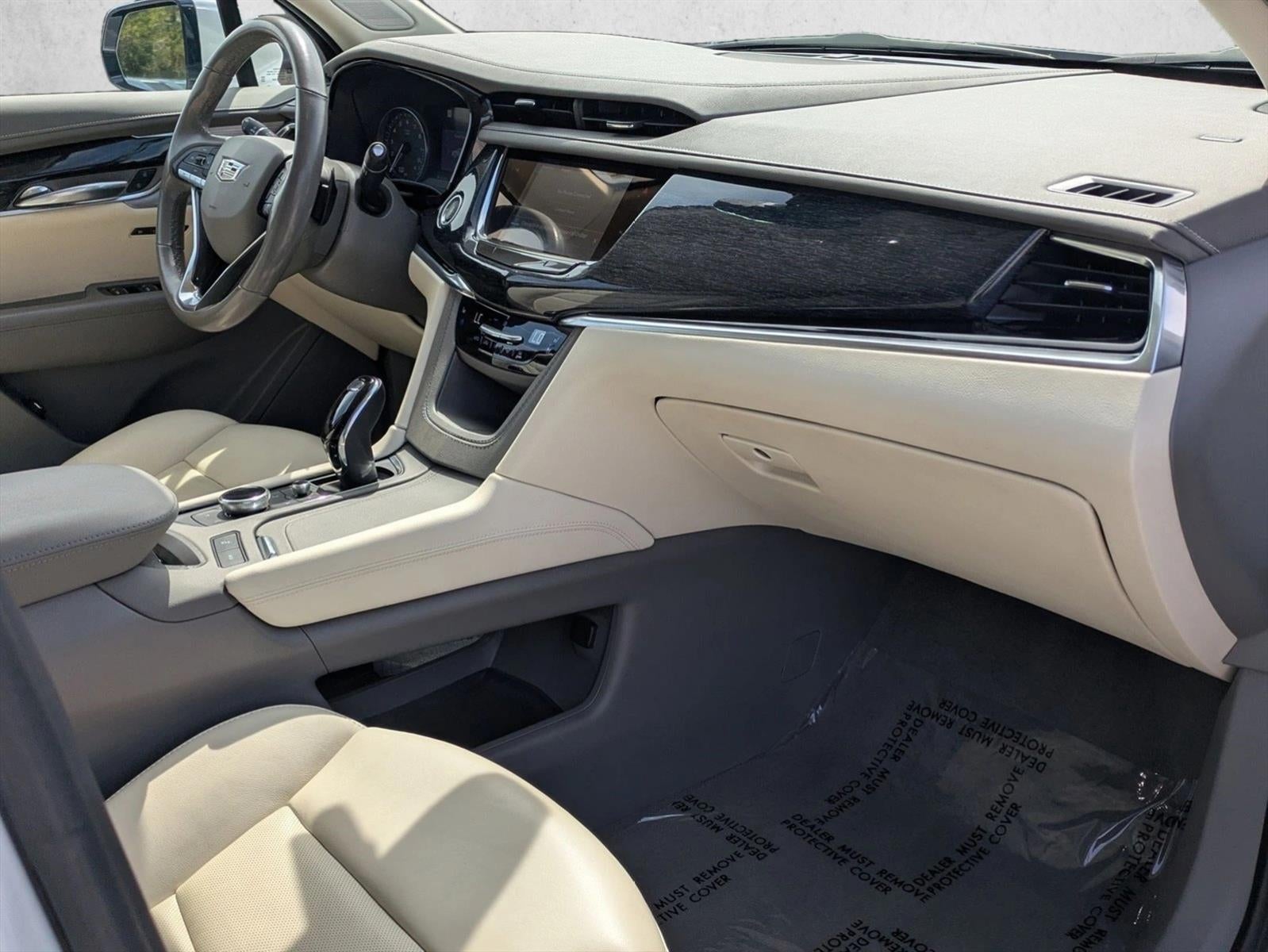 2024 Cadillac XT6 FWD 4dr Premium Luxury