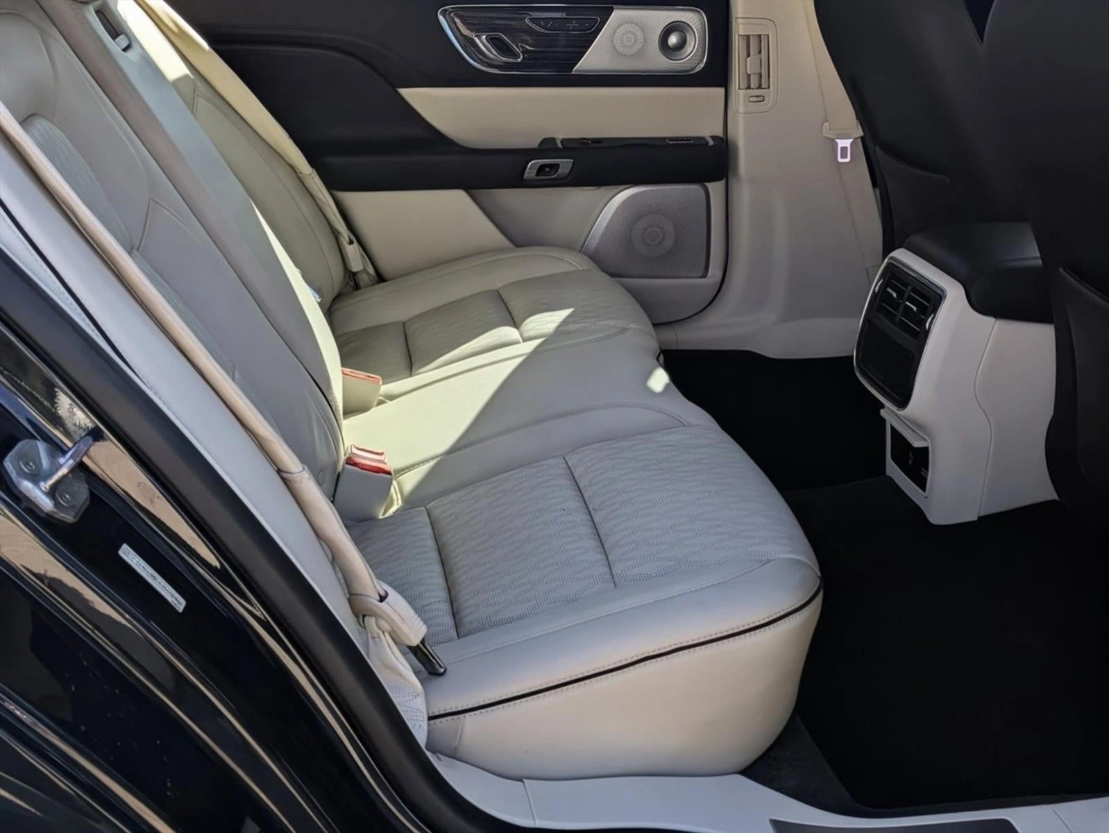 2018 Lincoln Continental Black Label AWD