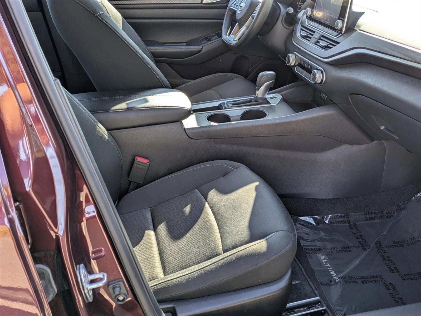 2025 Nissan Altima SV FWD