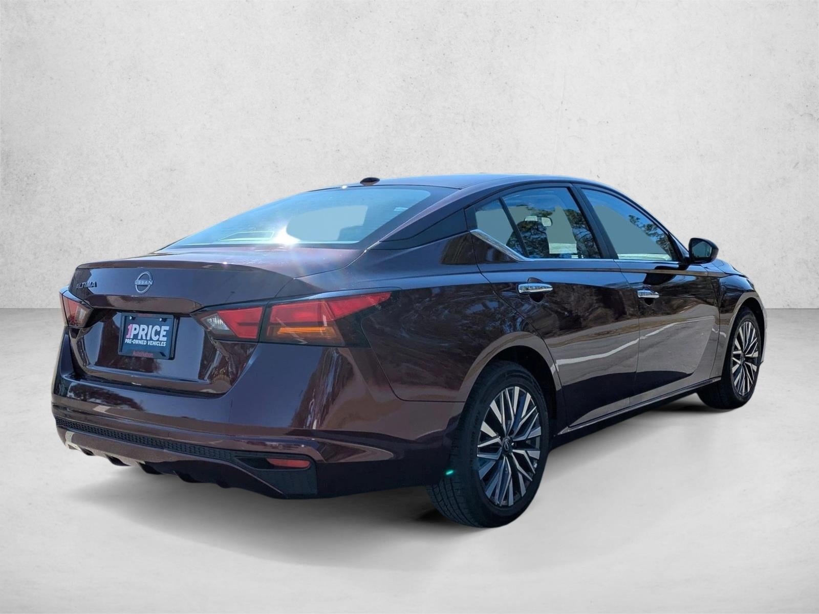 2025 Nissan Altima SV FWD