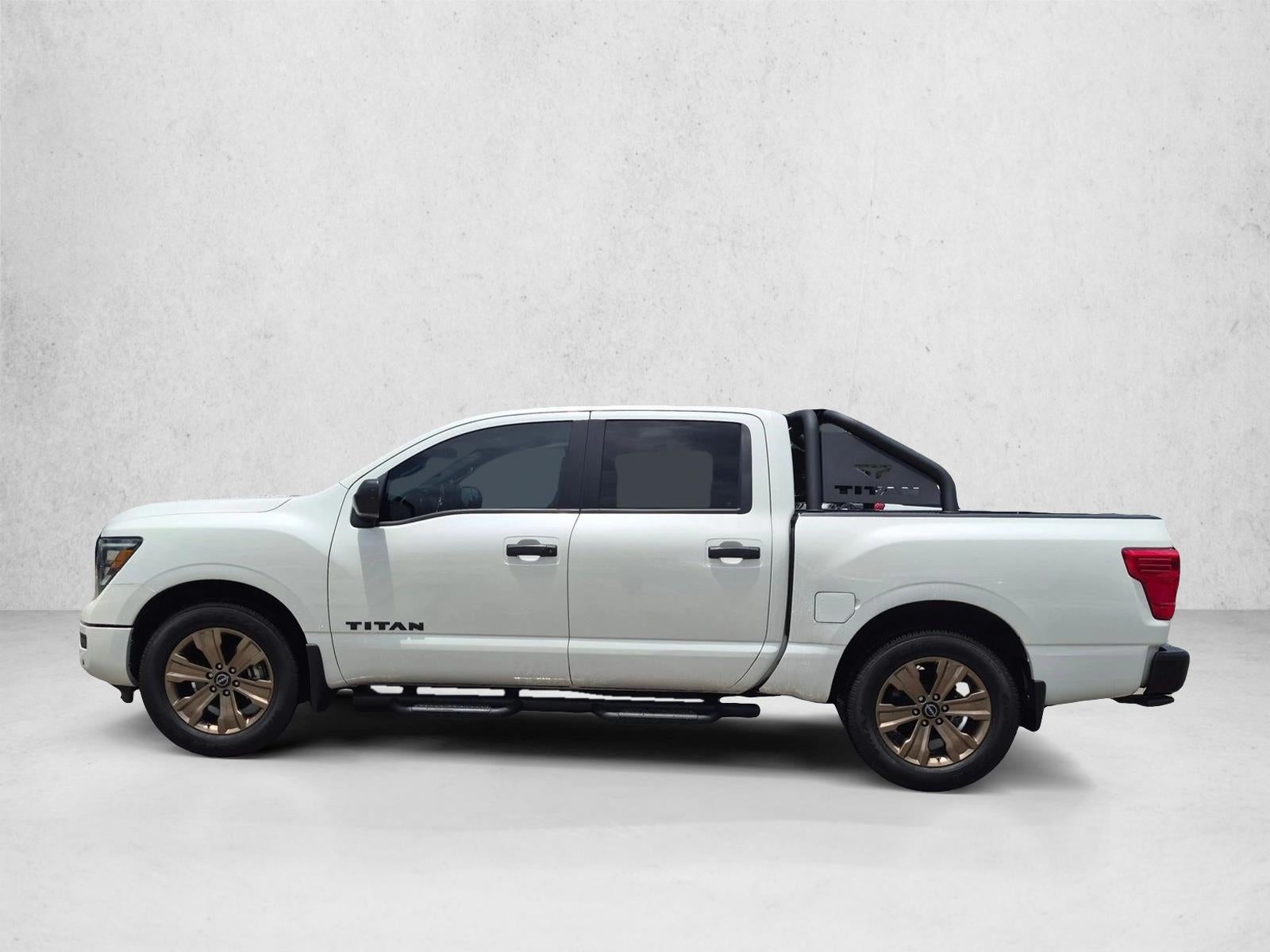 2024 Nissan Titan 4x2 Crew Cab SV