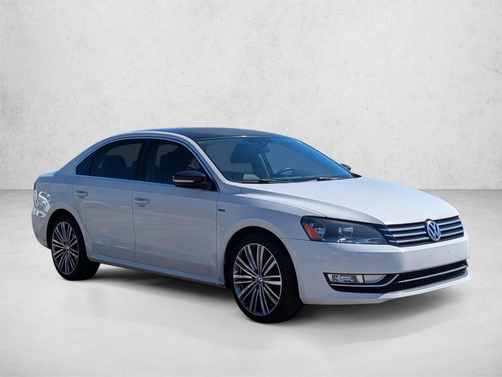 2014 Volkswagen Passat 4dr Sdn 1.8T Auto Sport PZEV