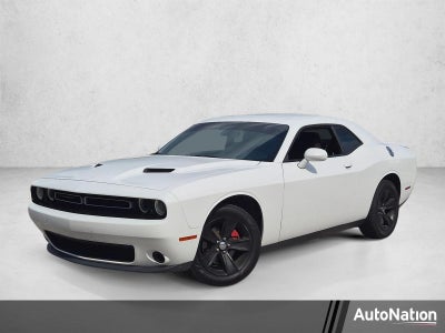 2020 Dodge Challenger SXT RWD
