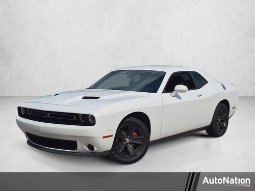 2020 Dodge Challenger SXT RWD