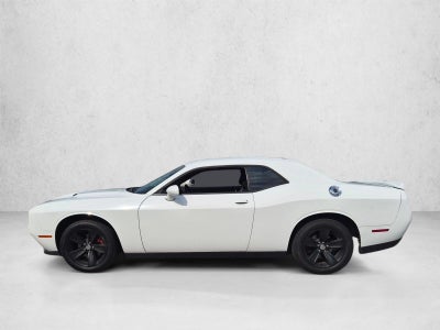 2020 Dodge Challenger SXT RWD