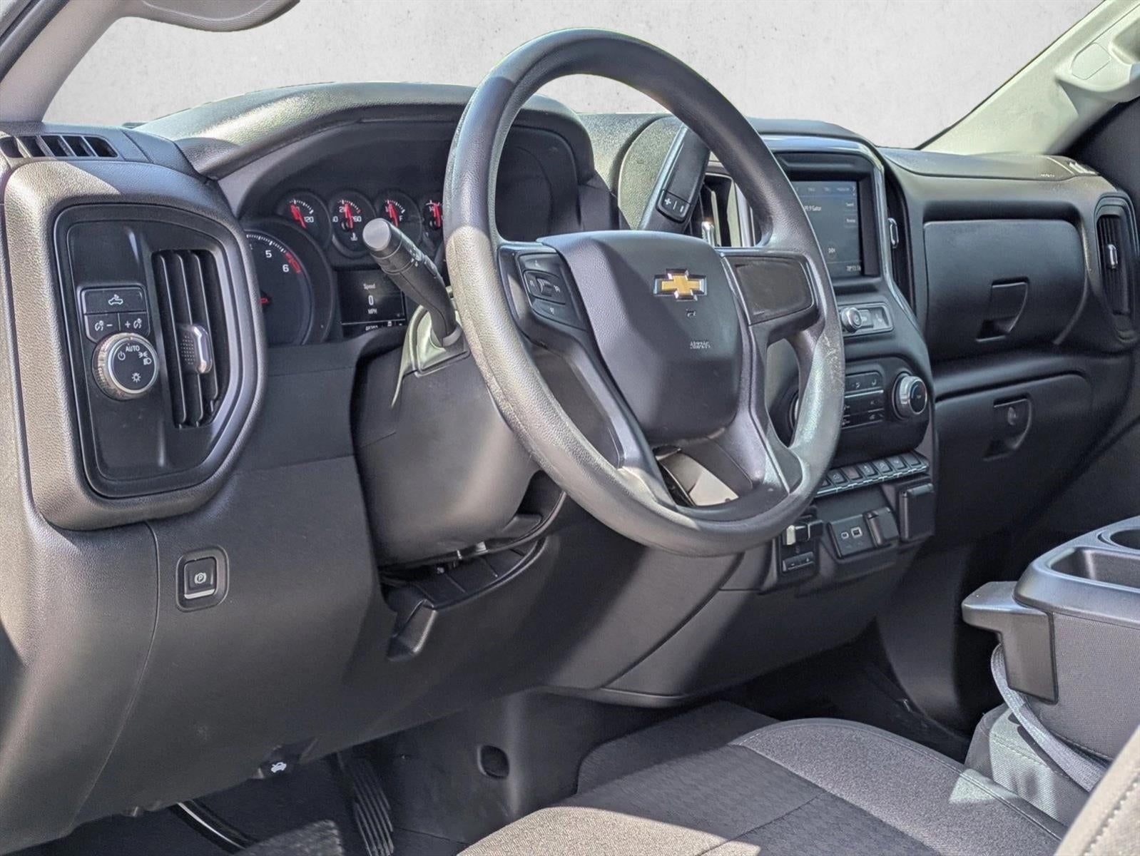 2022 Chevrolet Silverado 2500 HD Crew Cab Standard Box 2-Wheel Drive Custom